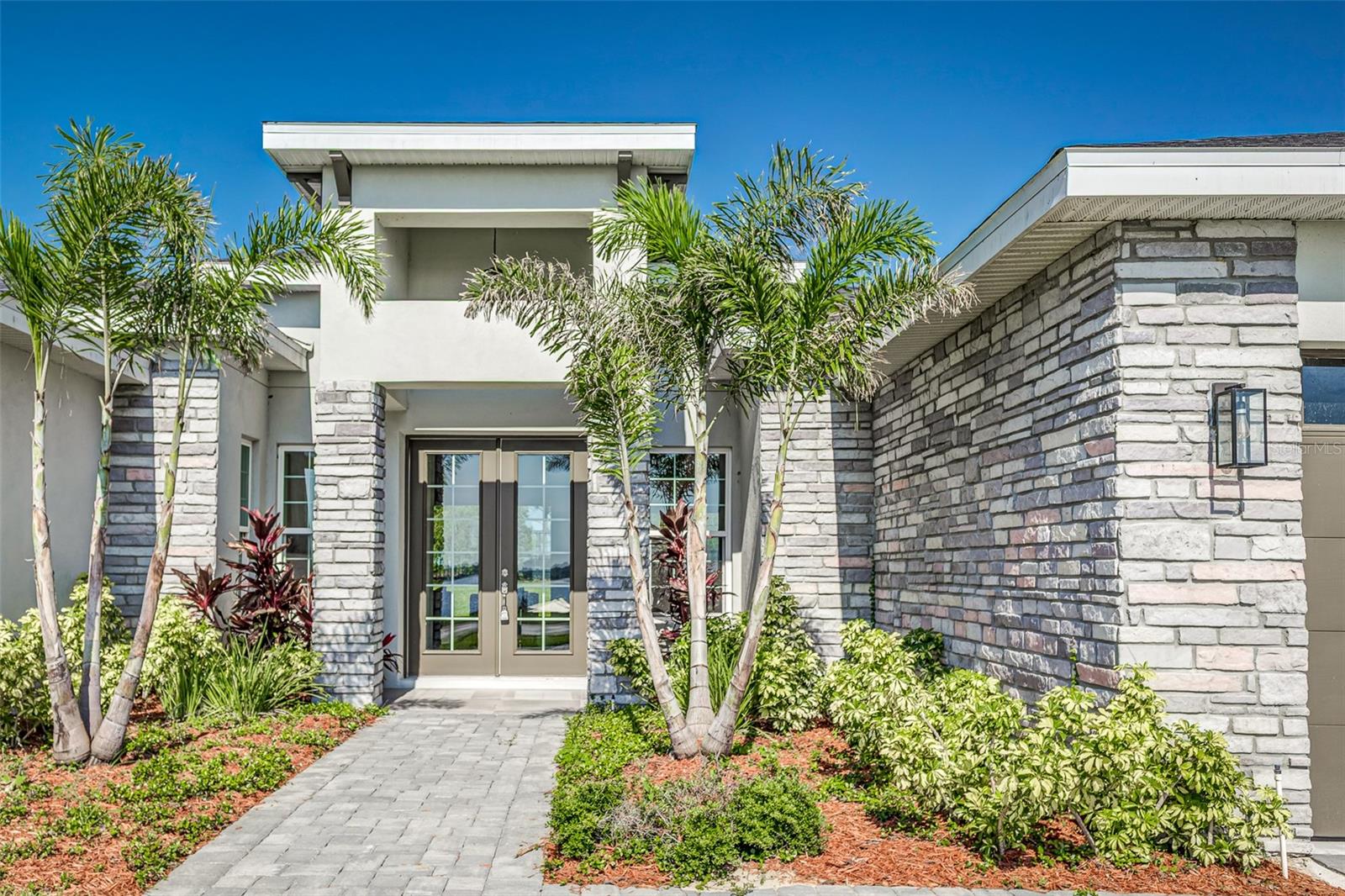 839 WATERFERN TRAIL DRIVE