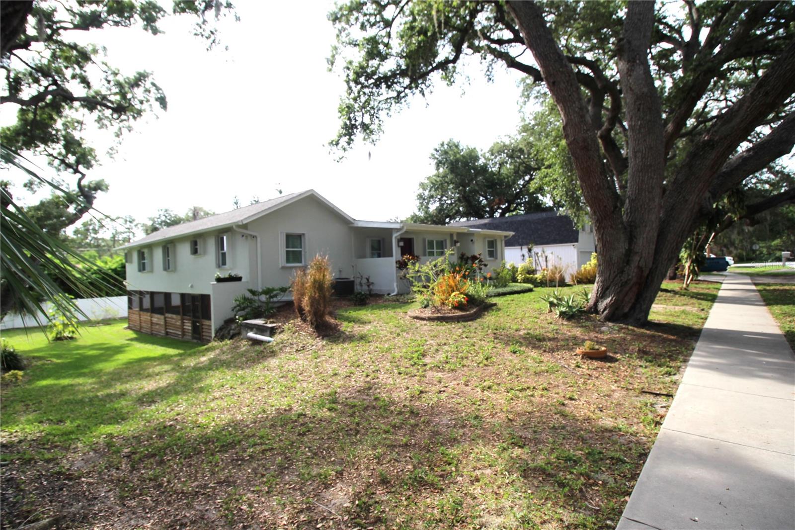 2436 NAVAREZ AVENUE