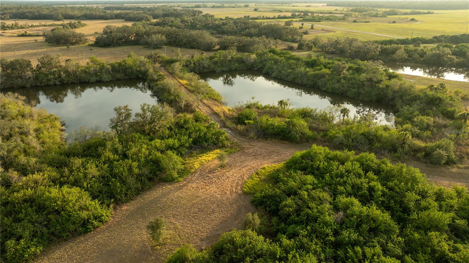 OAK FORD GOLF CLUB - Land