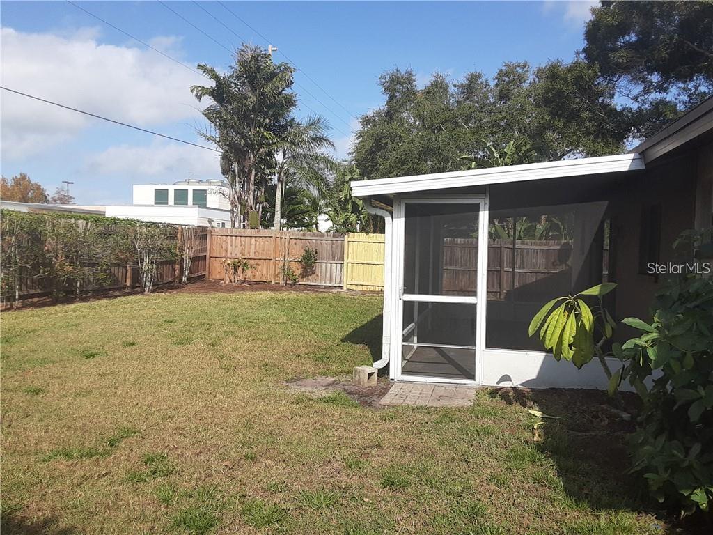 BOCA CIEGA RIDGE 6TH ADD - Residential Lease