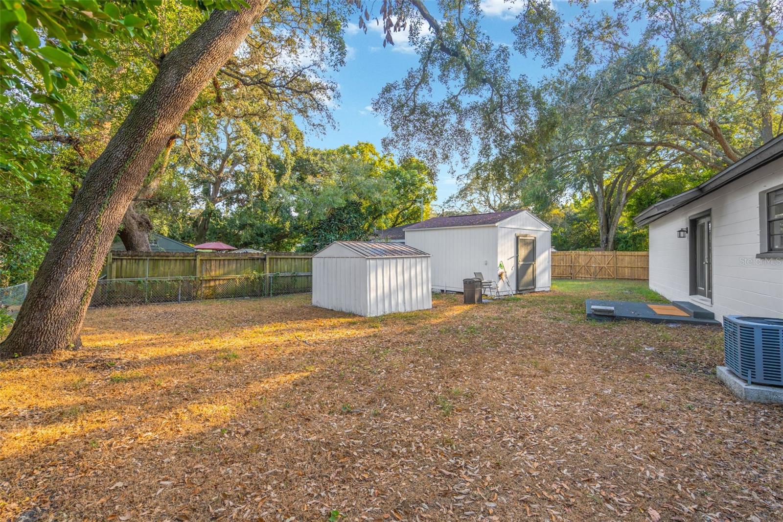 TAMPAS NORTH SIDE COUNTRY CLU - Residential