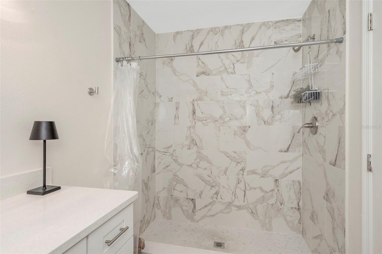 TAMPAS NORTH SIDE COUNTRY CLU - Residential