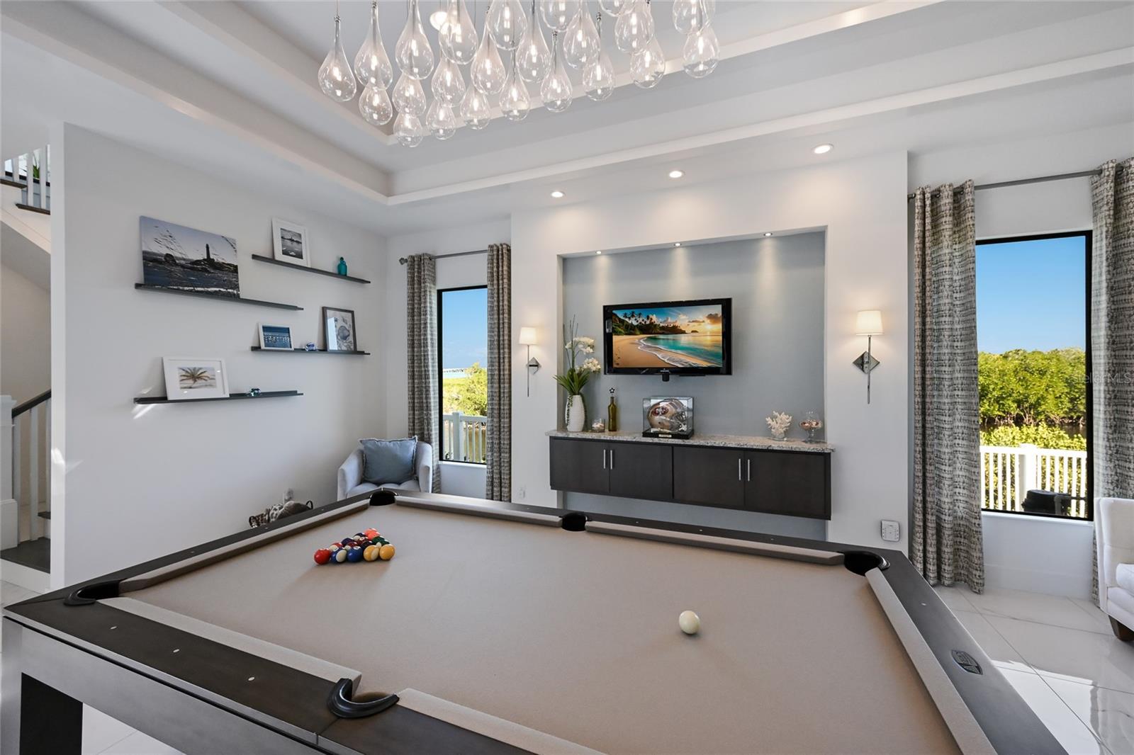 RIVERDALE REV - Residential