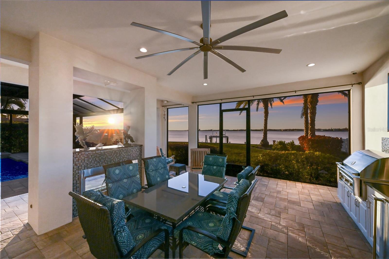 RIVERDALE REV - Residential