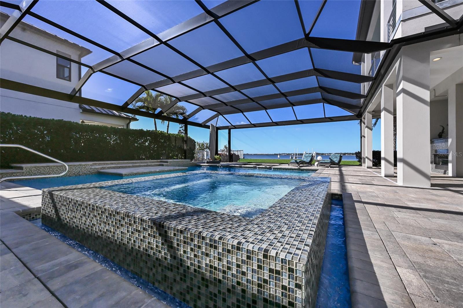 RIVERDALE REV - Residential