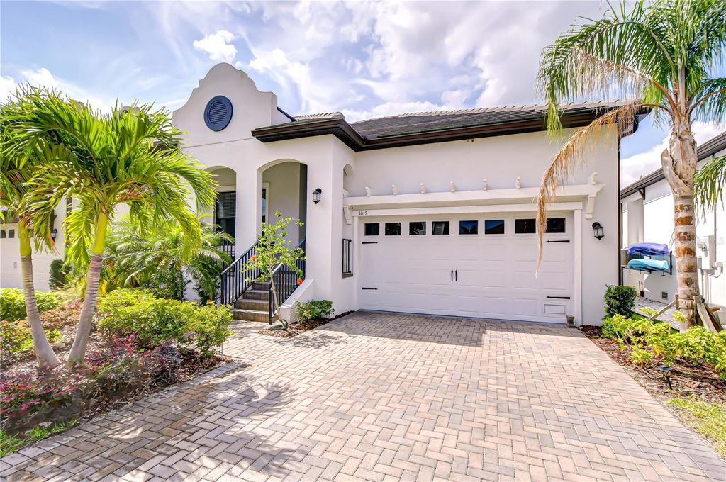 Photo of 1015 Seagrape Drive, Ruskin, FL 33570 (MLS # TB8381147)