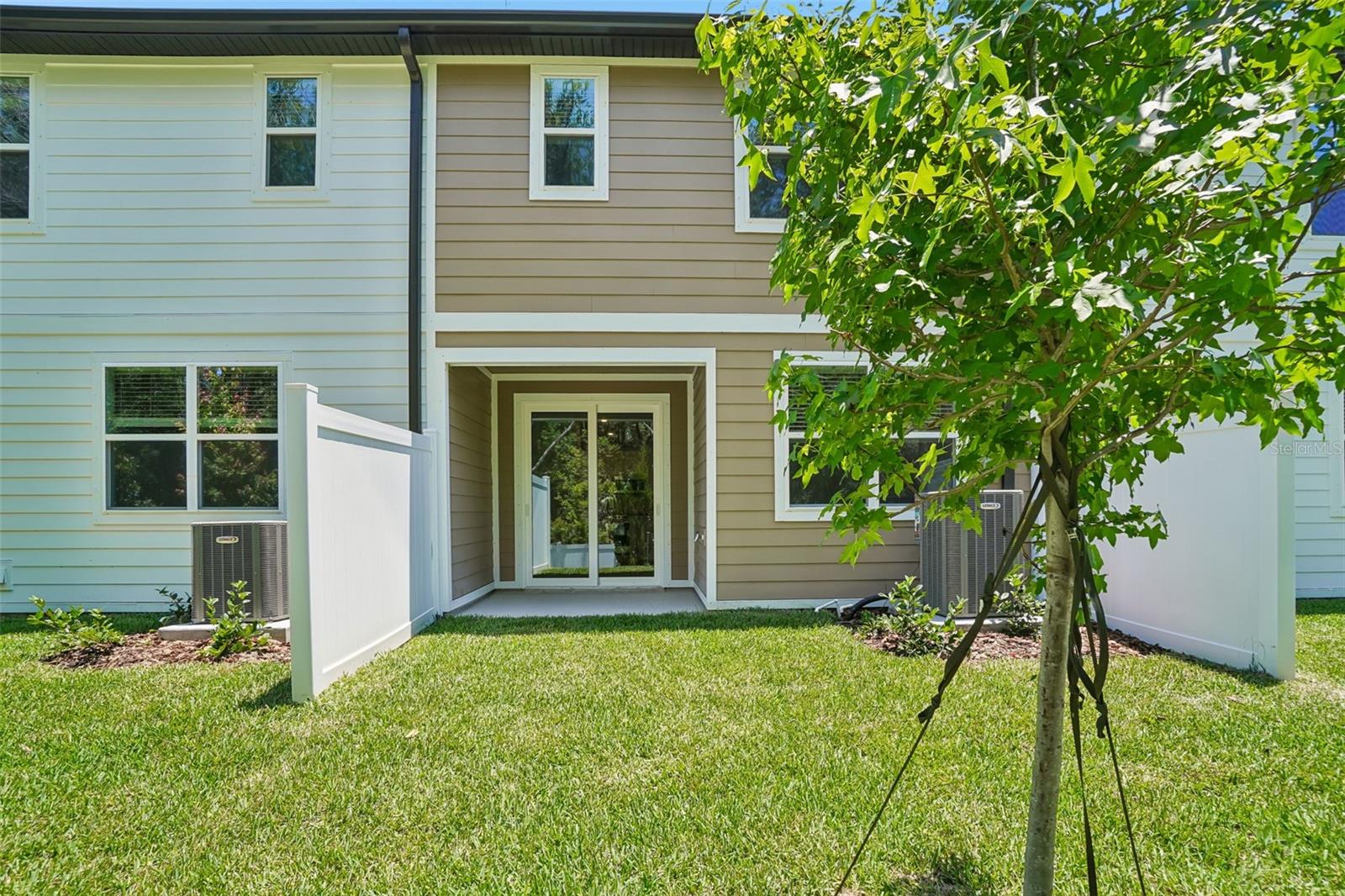 MONTAGUE TOWNHOMES LOT 52 - Residential