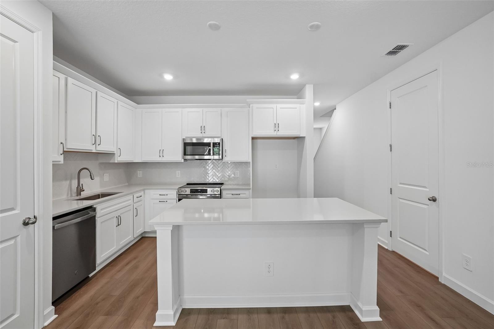 MONTAGUE TOWNHOMES LOT 52 - Residential