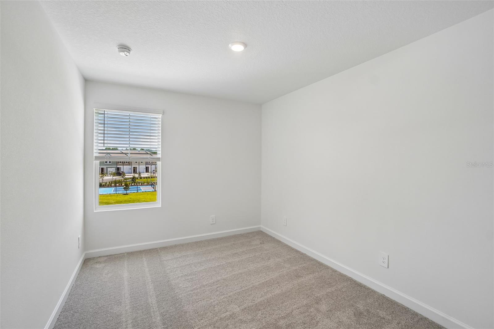 MONTAGUE TOWNHOMES LOT 52 - Residential