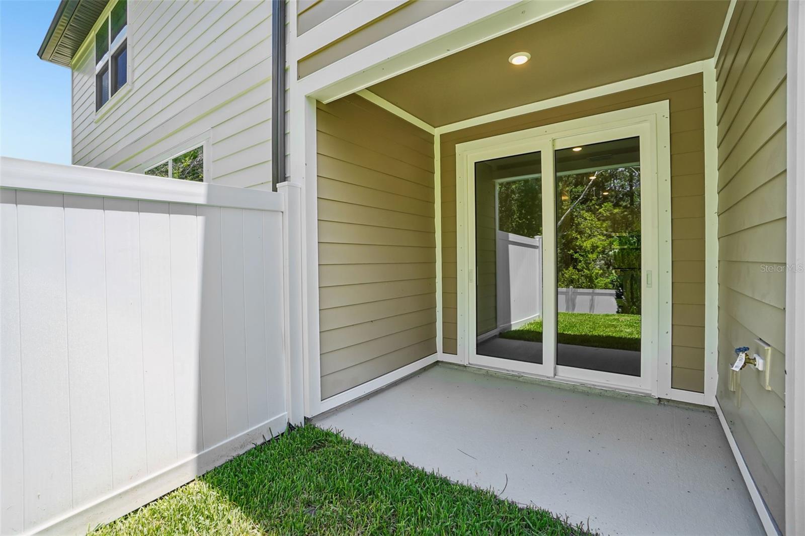 MONTAGUE TOWNHOMES LOT 52 - Residential