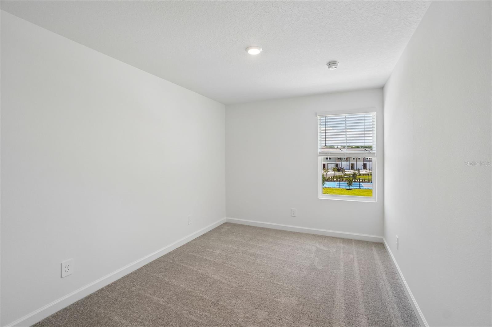 MONTAGUE TOWNHOMES LOT 52 - Residential