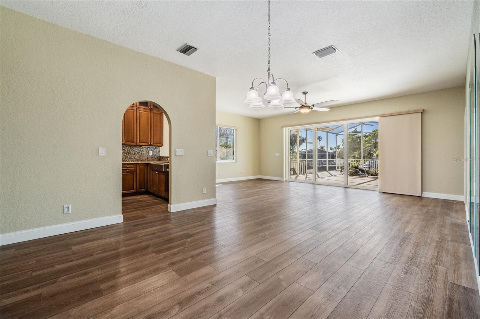 GULF HARBORS SEA FOREST - Residential