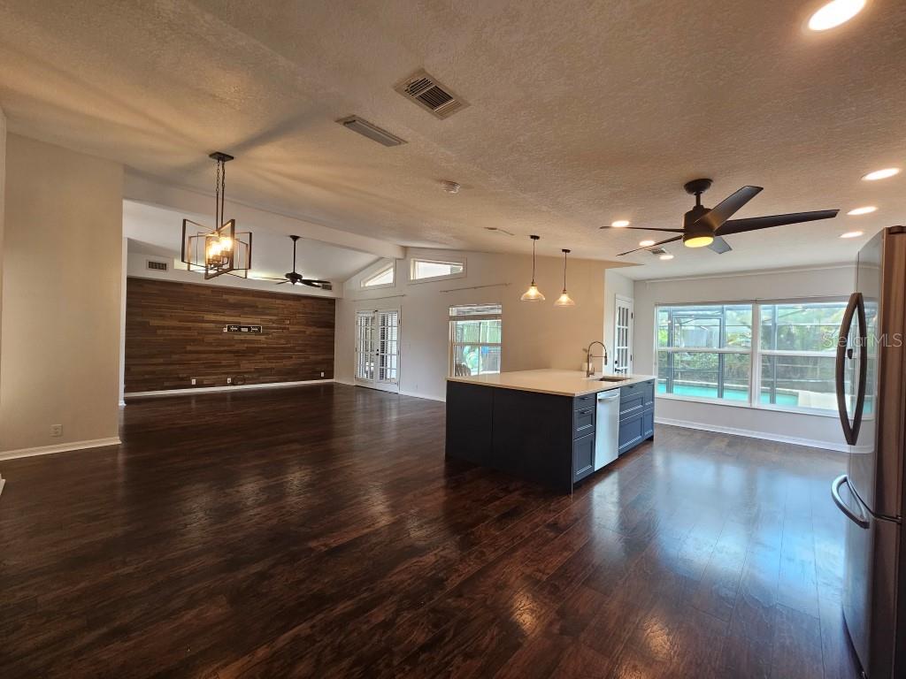 FORESTGREEN PH 02 - Residential Lease