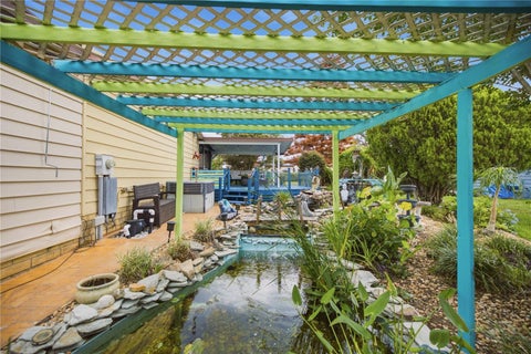 Tiny photo for 728 Truman Avenue, Lady Lake, FL 32159 (MLS # OM727238)