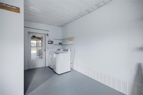 Tiny photo for 728 Truman Avenue, Lady Lake, FL 32159 (MLS # OM727238)