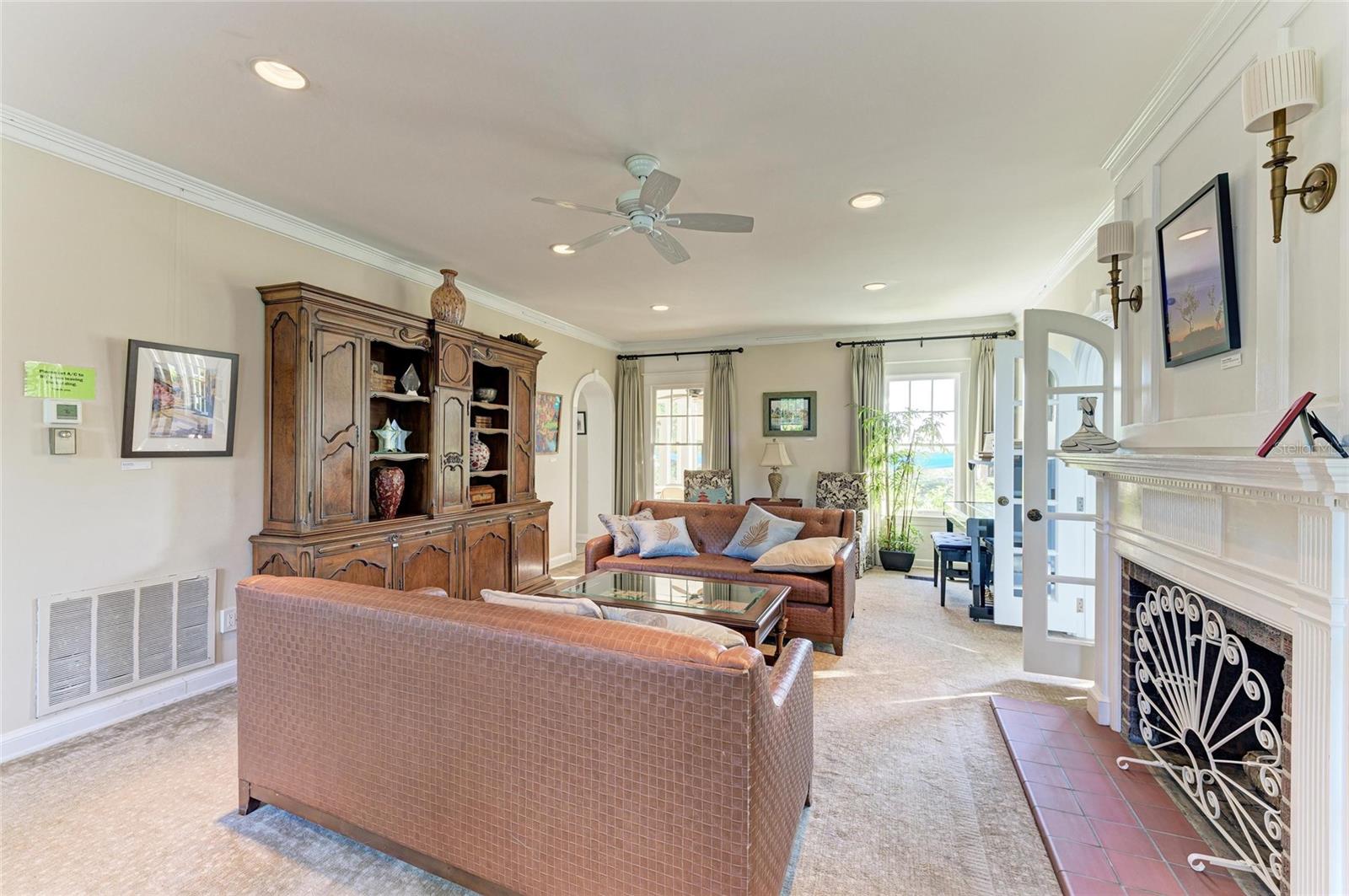 PELICAN COVE - Residential