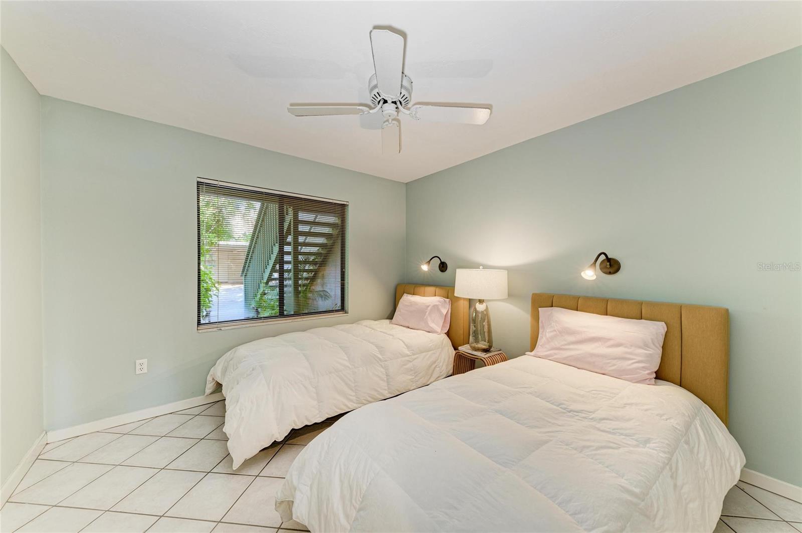 PELICAN COVE - Residential