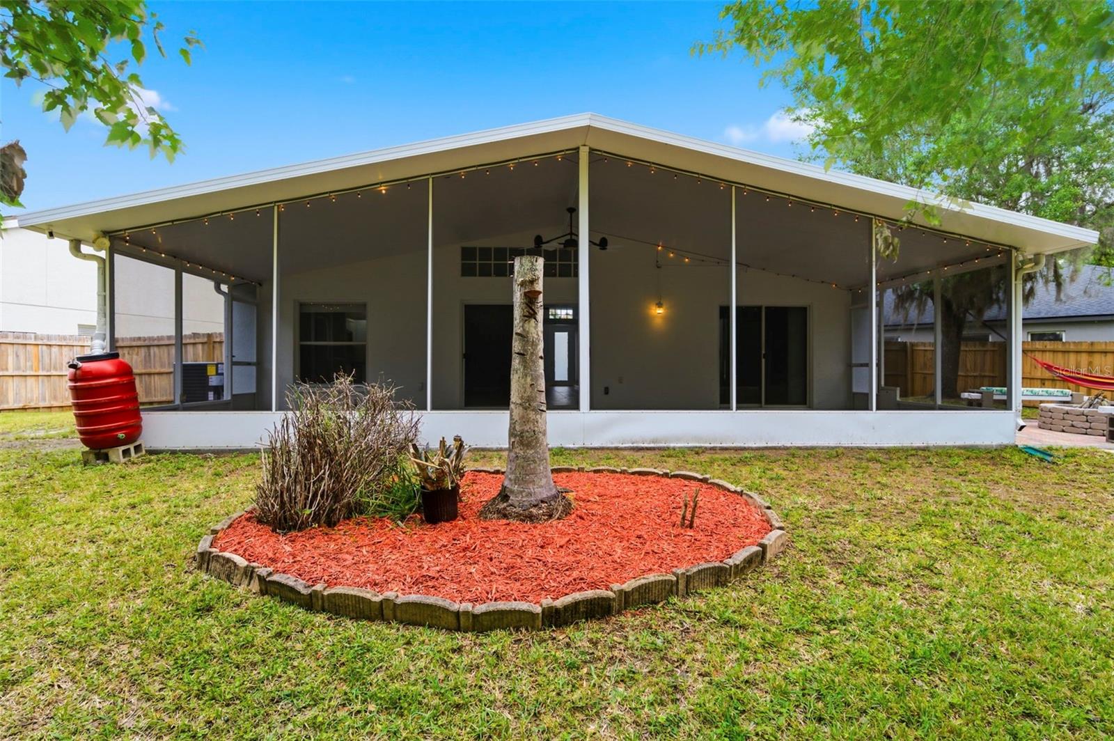 LEXINGTON OAKS PH 01 - Residential