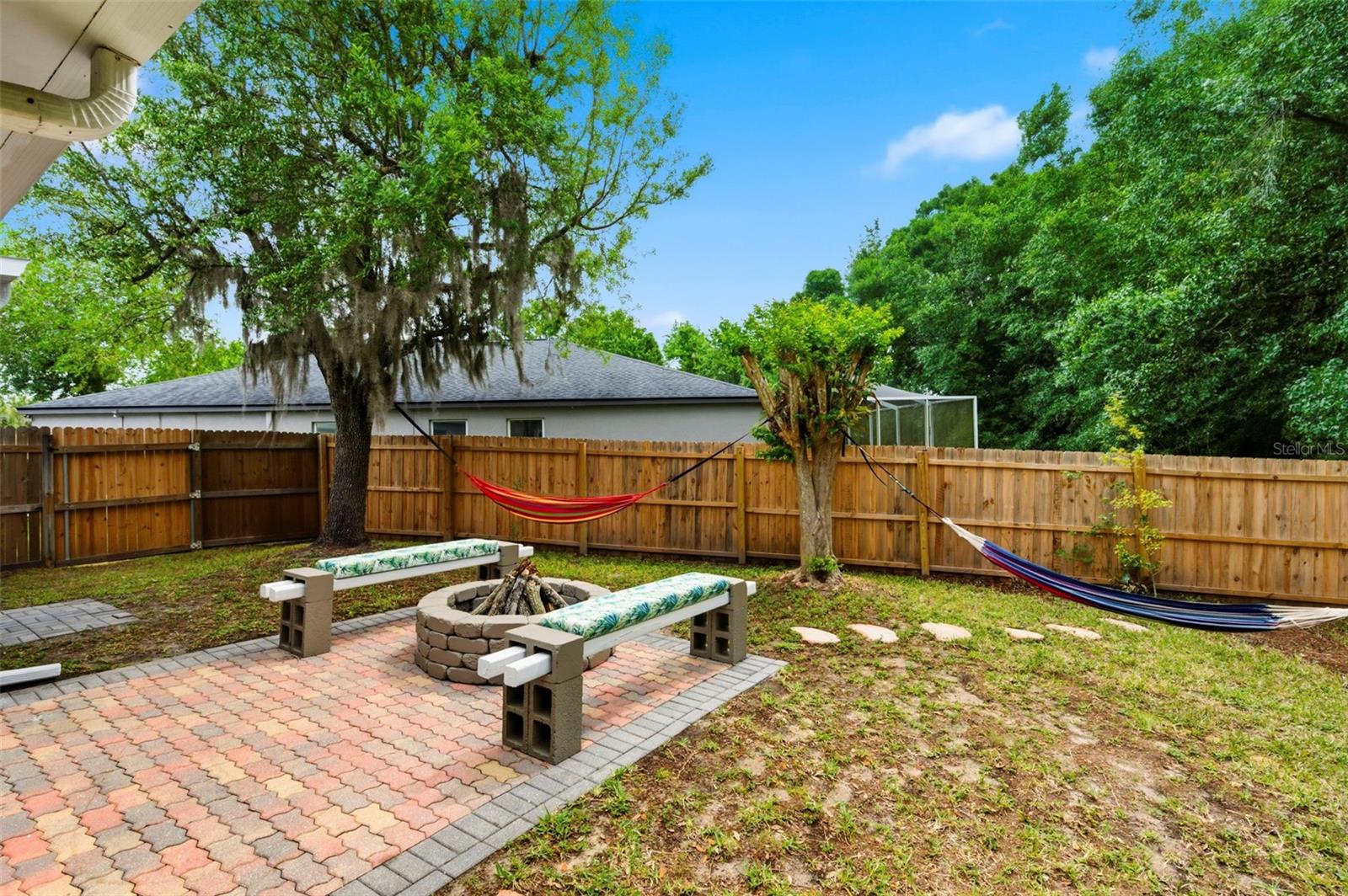 LEXINGTON OAKS PH 01 - Residential