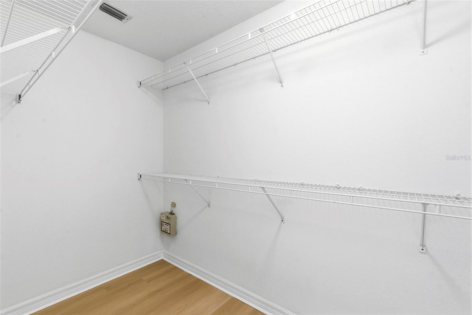 LEXINGTON OAKS PH 01 - Residential