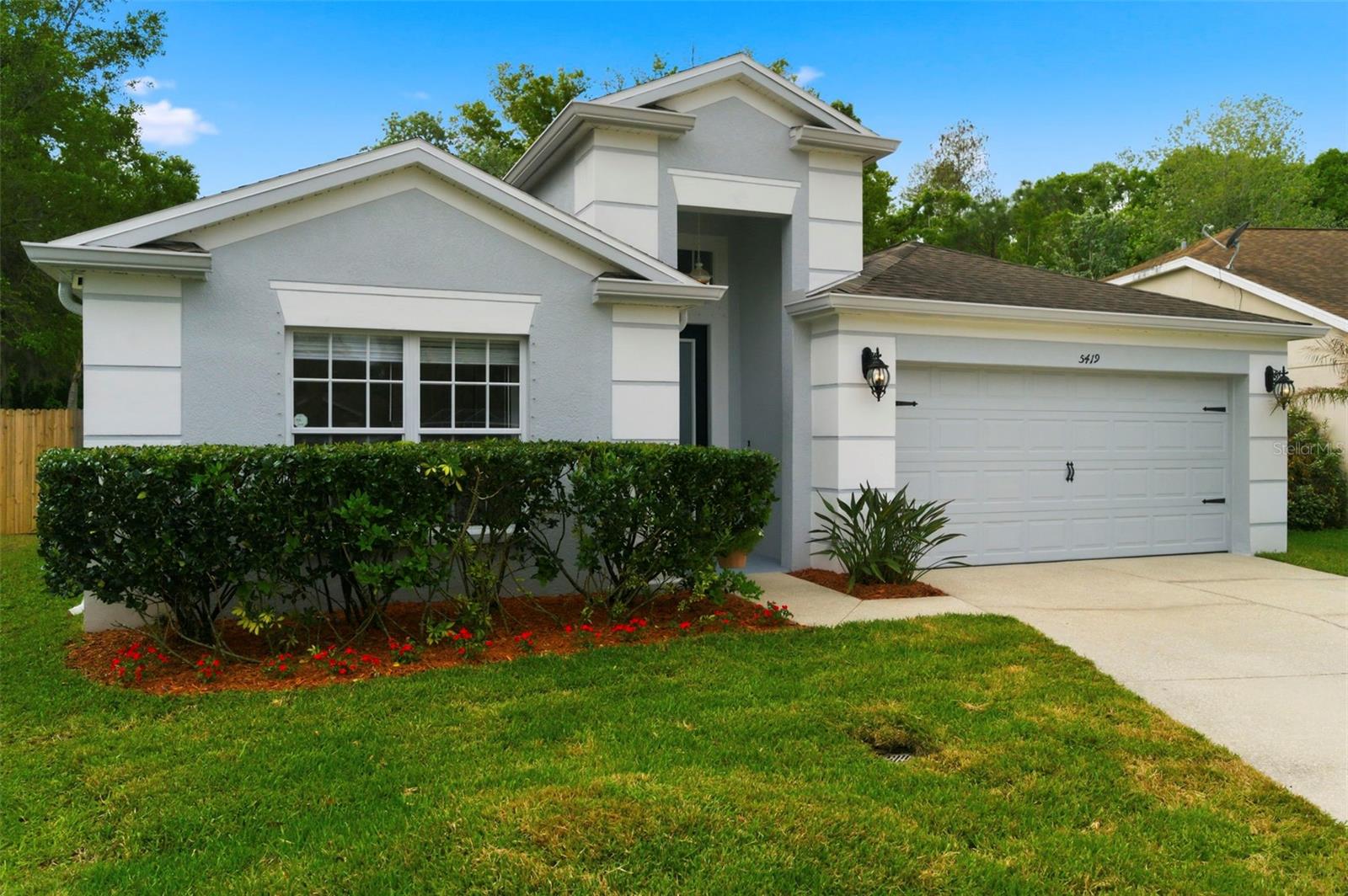 LEXINGTON OAKS PH 01 - Residential