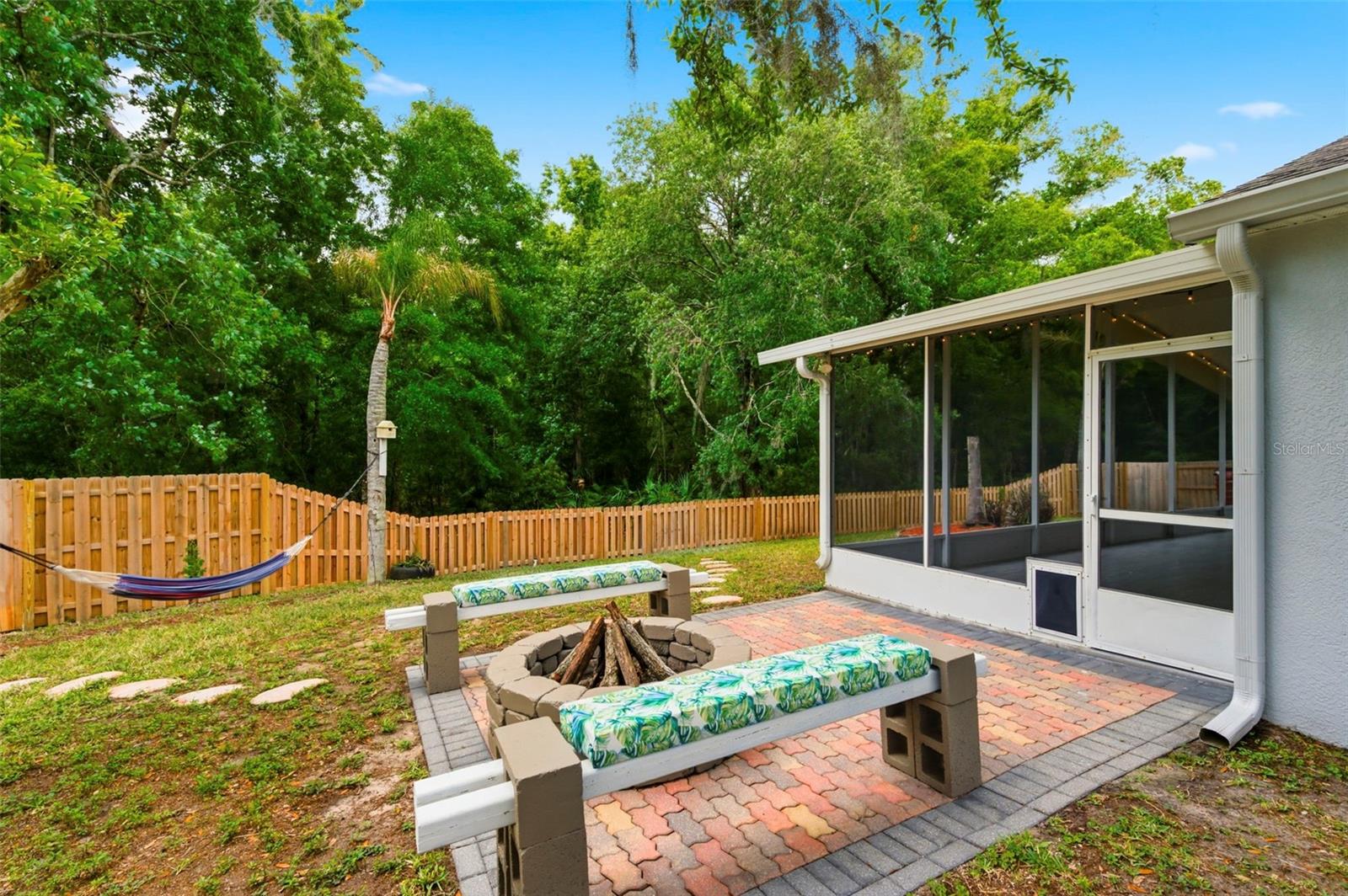 LEXINGTON OAKS PH 01 - Residential