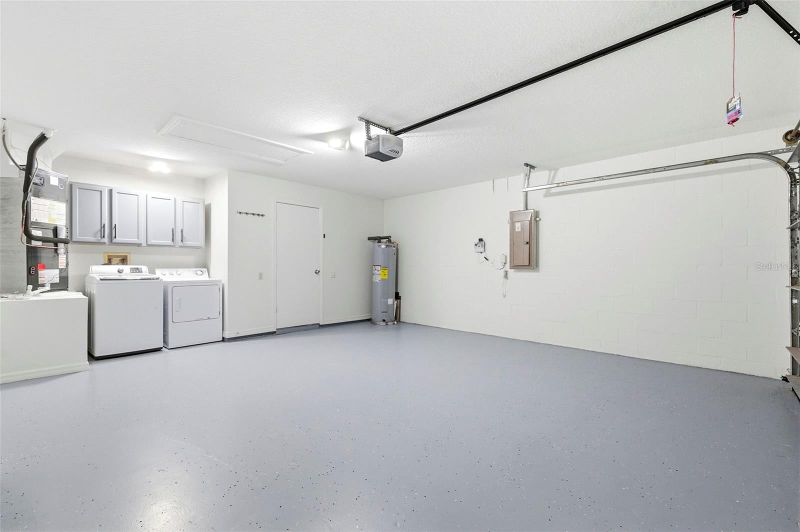 LEXINGTON OAKS PH 01 - Residential