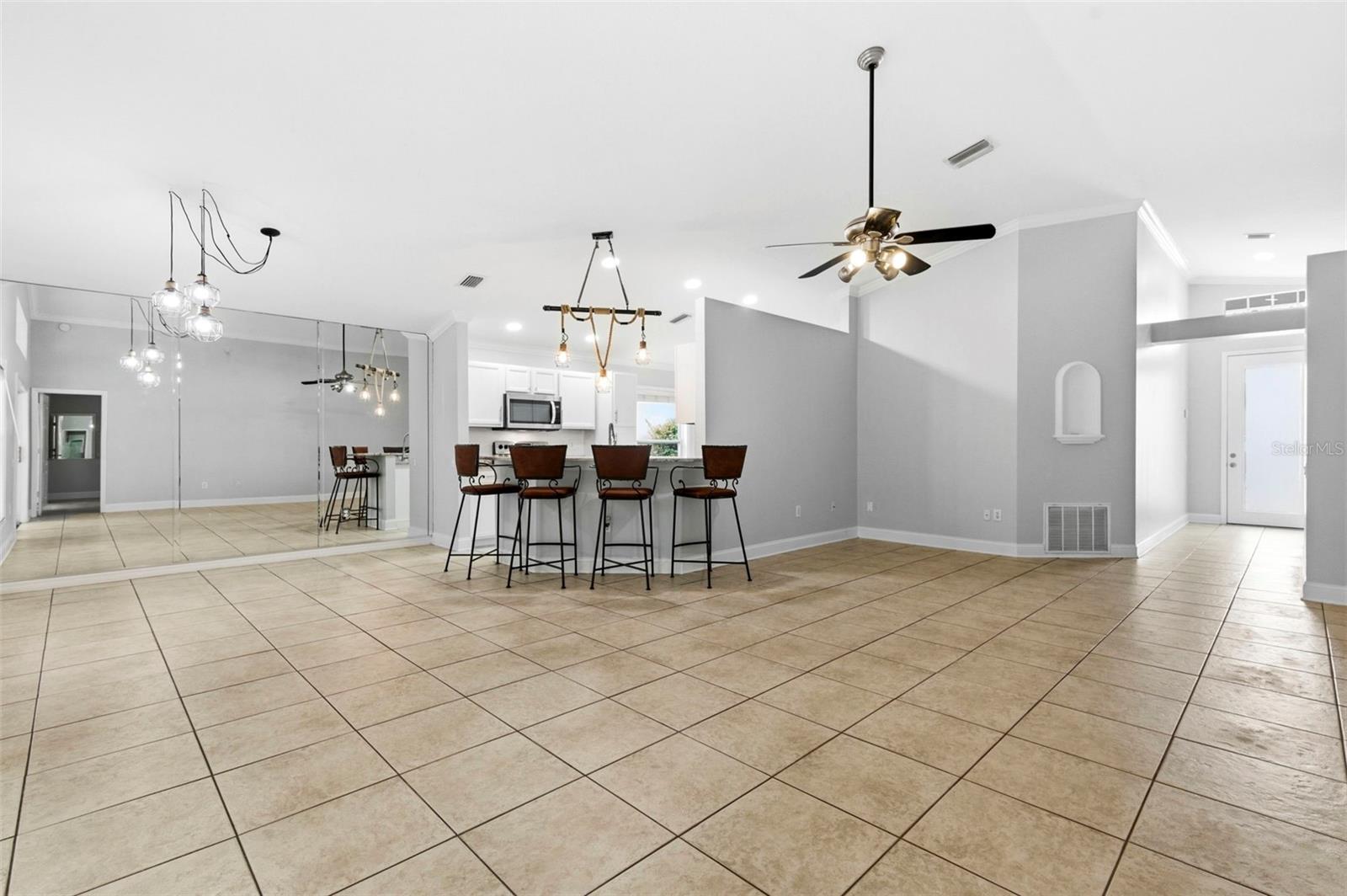 LEXINGTON OAKS PH 01 - Residential