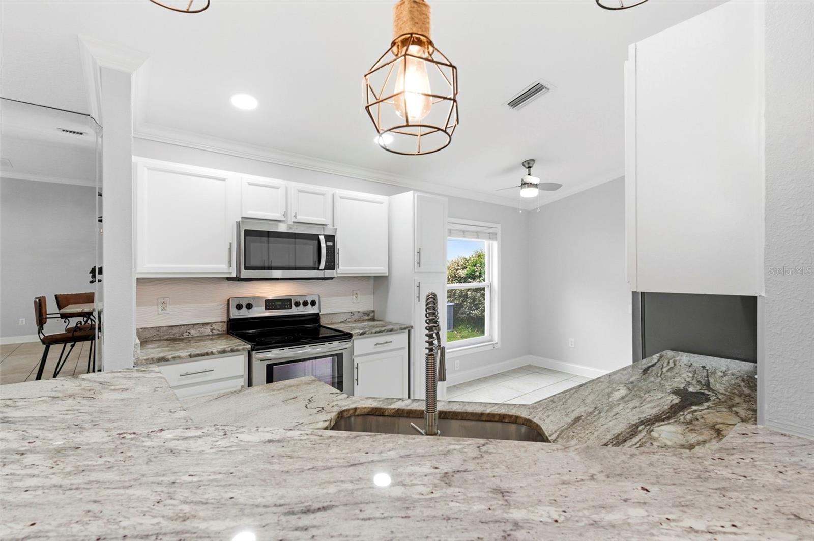 LEXINGTON OAKS PH 01 - Residential