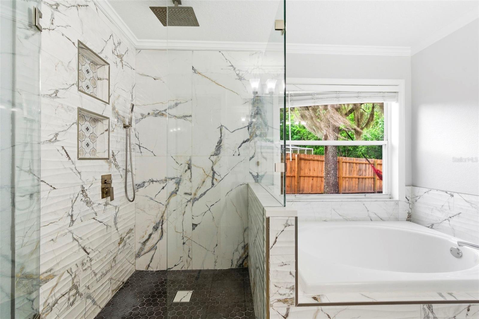 LEXINGTON OAKS PH 01 - Residential