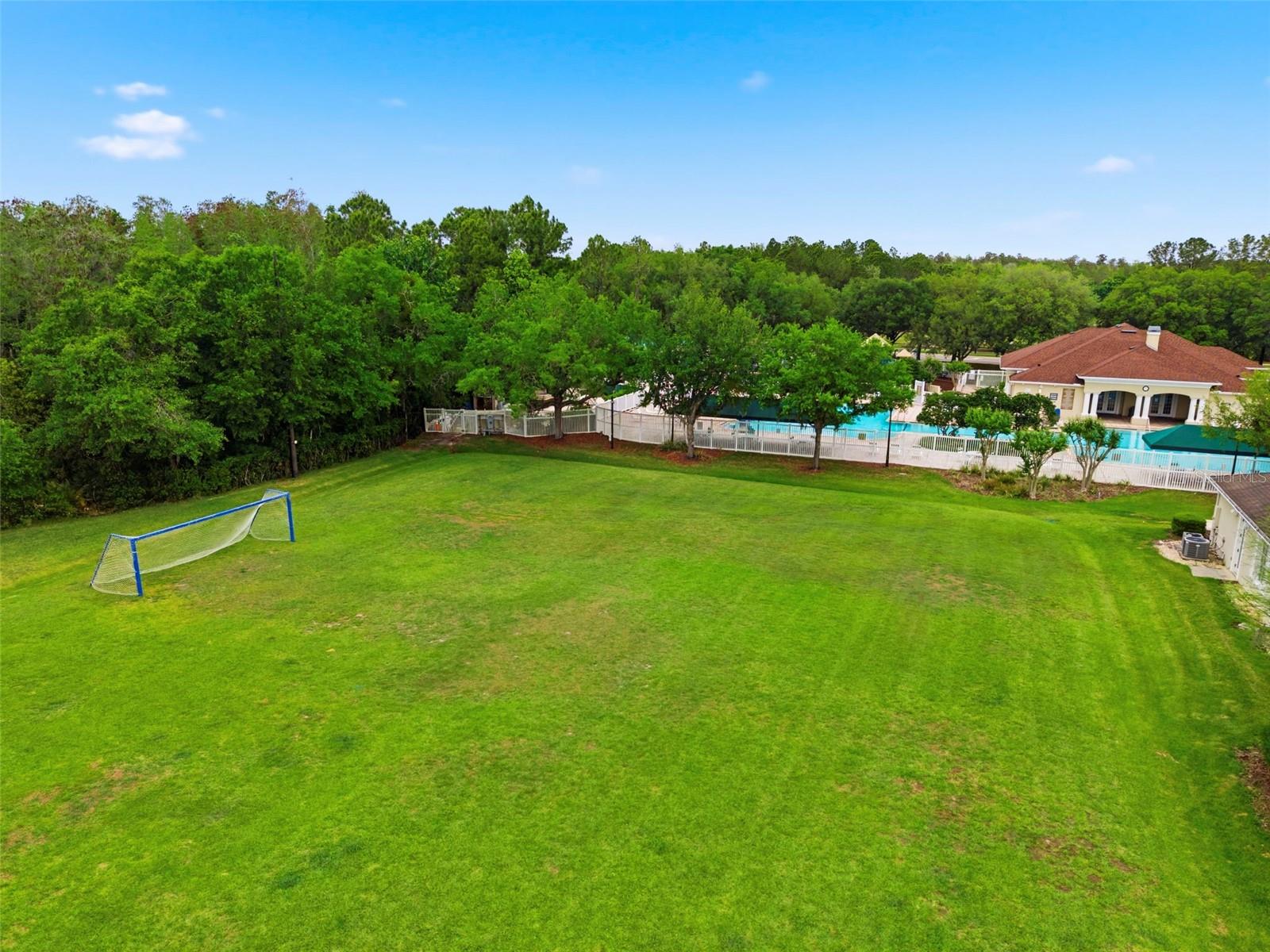 LEXINGTON OAKS PH 01 - Residential