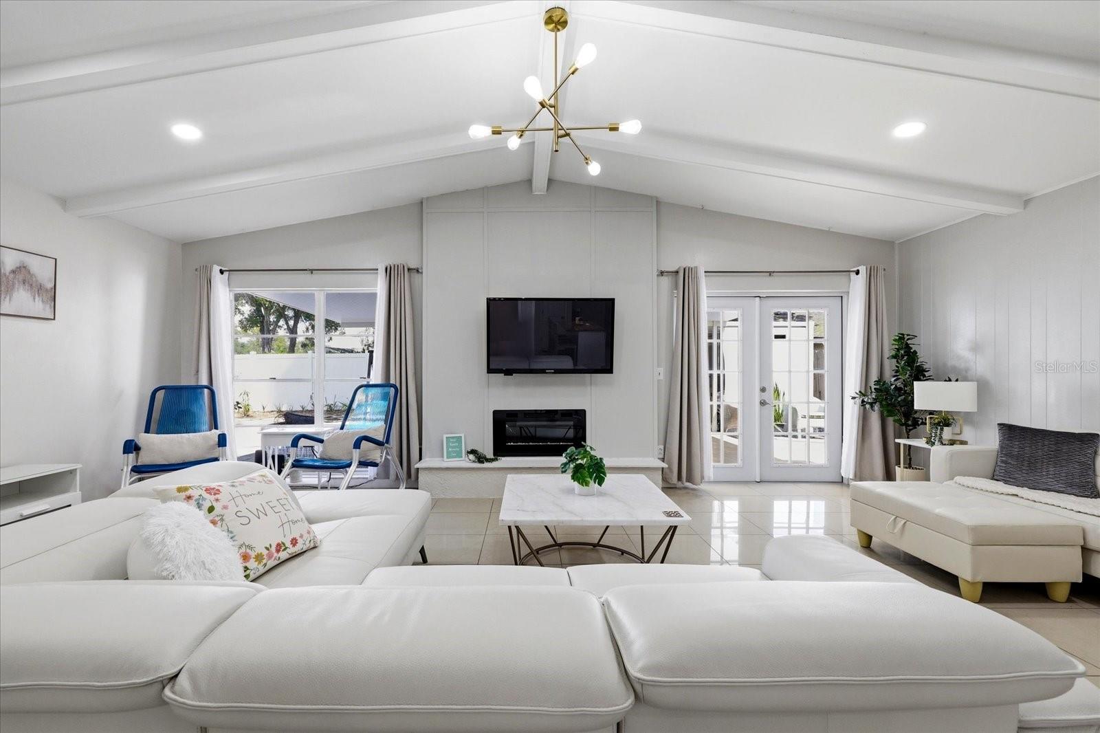 TOWNN COUNTRY PARK UN 25 - Residential