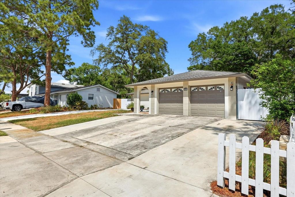 Photo of 8331 W Pocahontas Avenue, Tampa, FL 33615 (MLS # TB8502727)