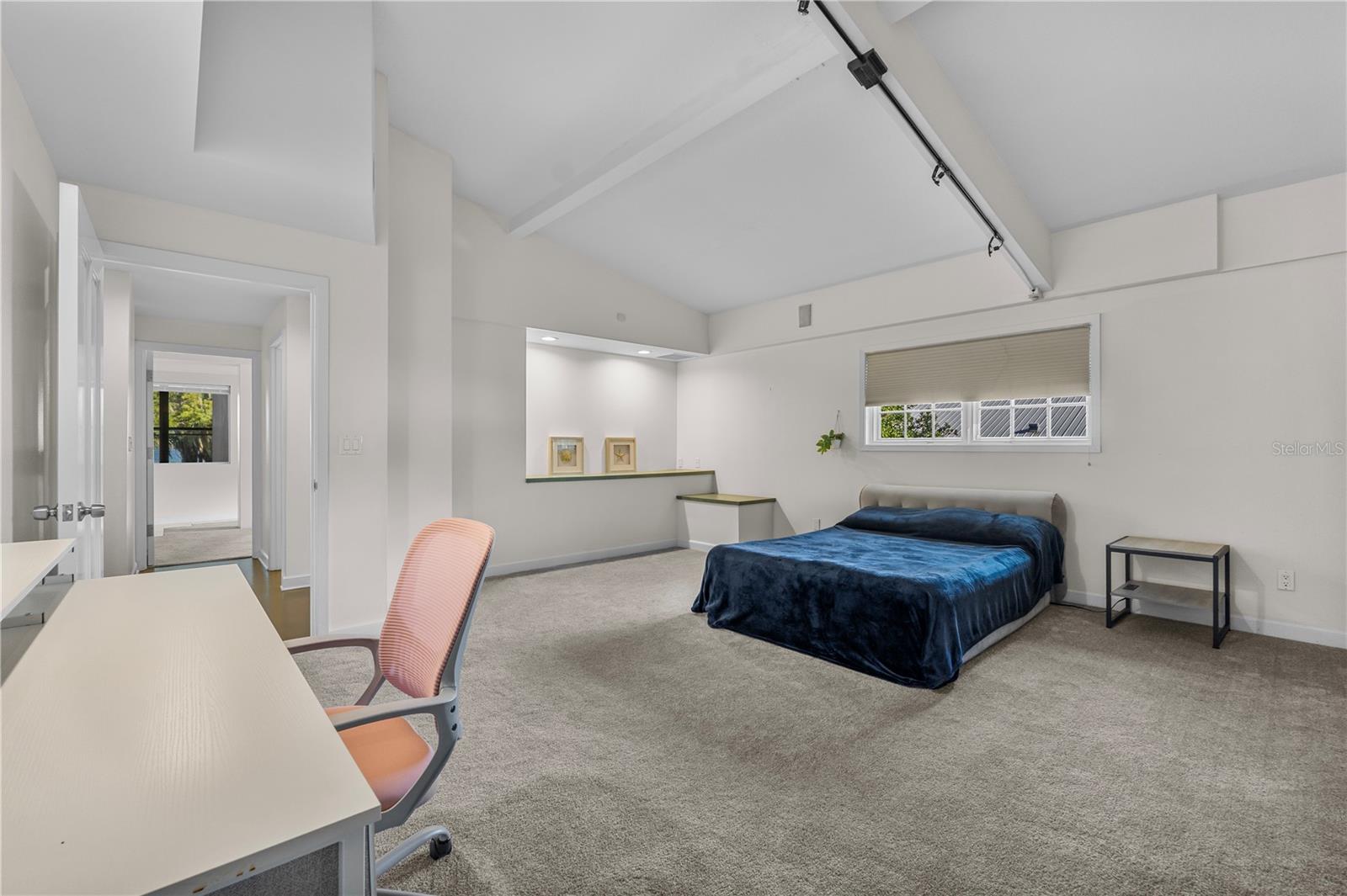 GAINES COVE - Residential