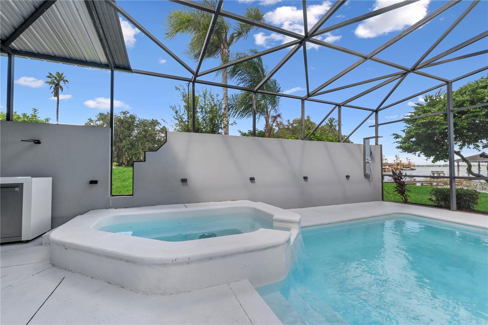 GAINES COVE - Residential