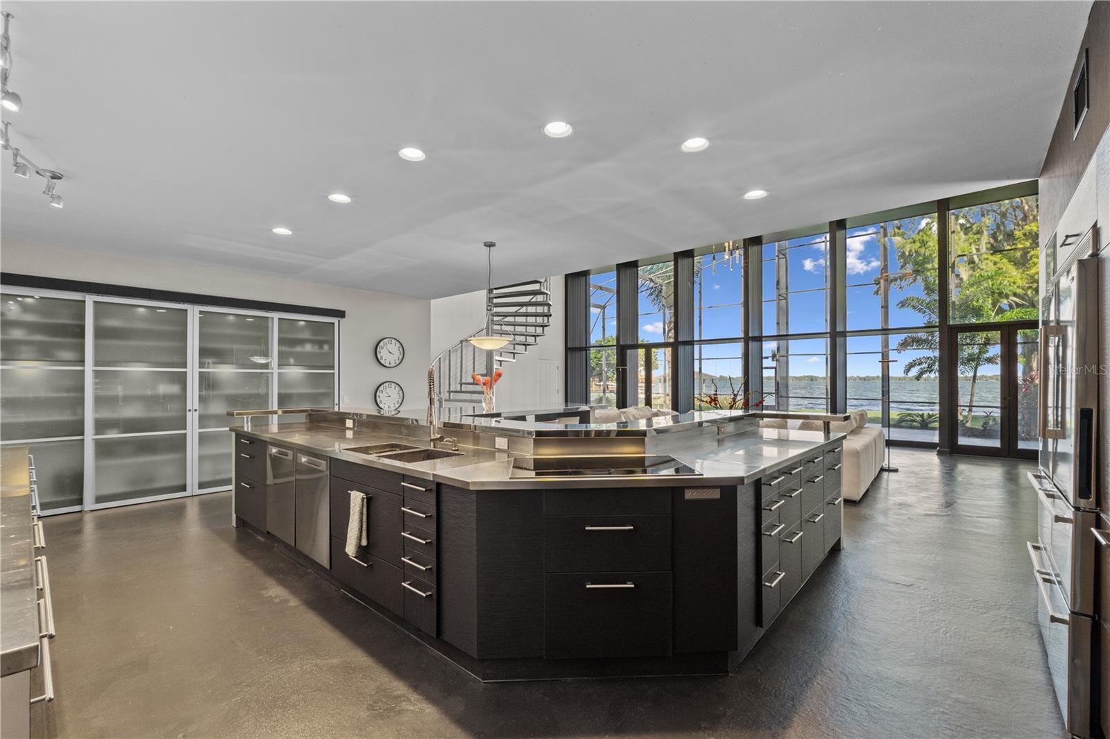 GAINES COVE - Residential