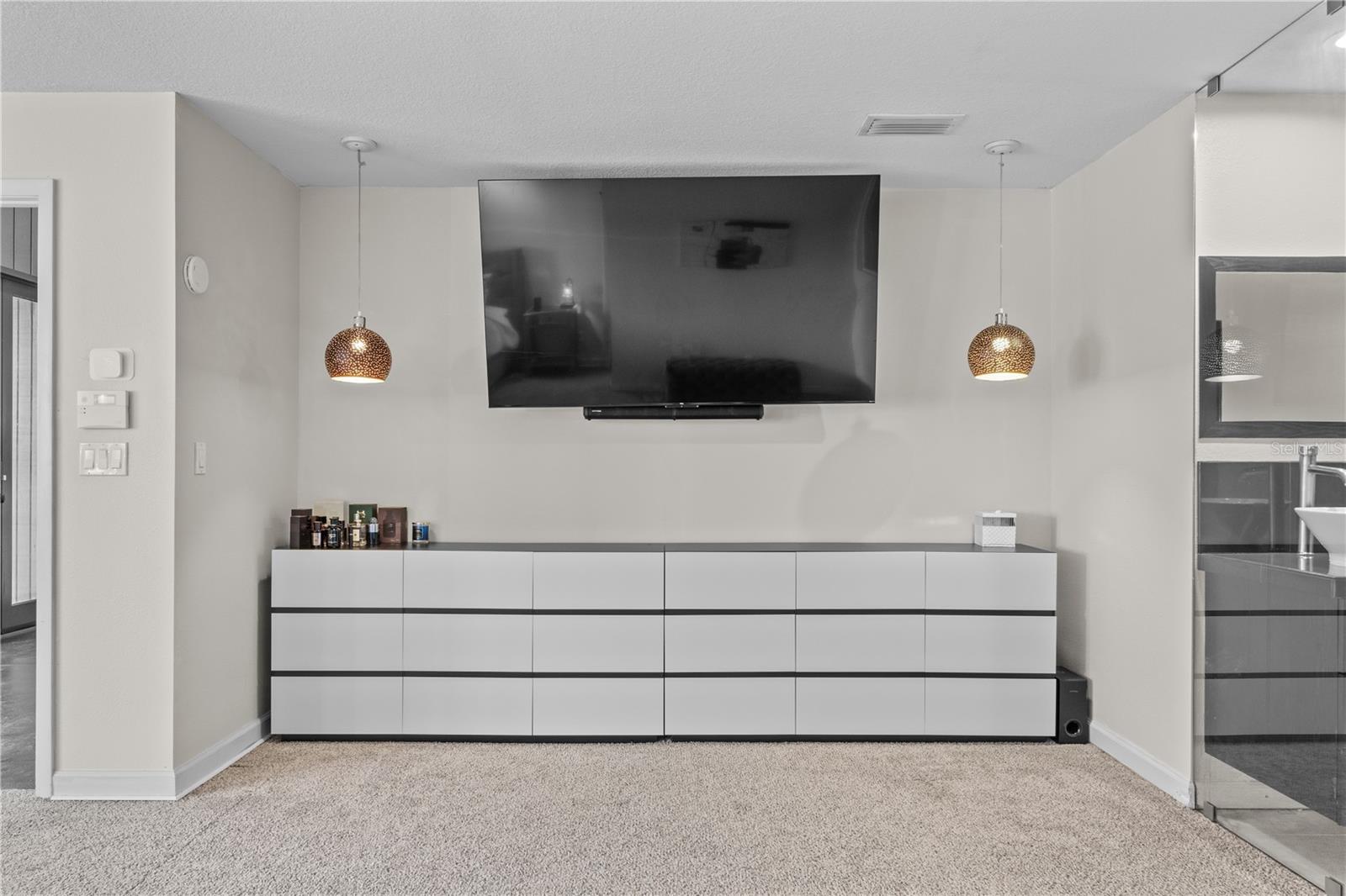 GAINES COVE - Residential