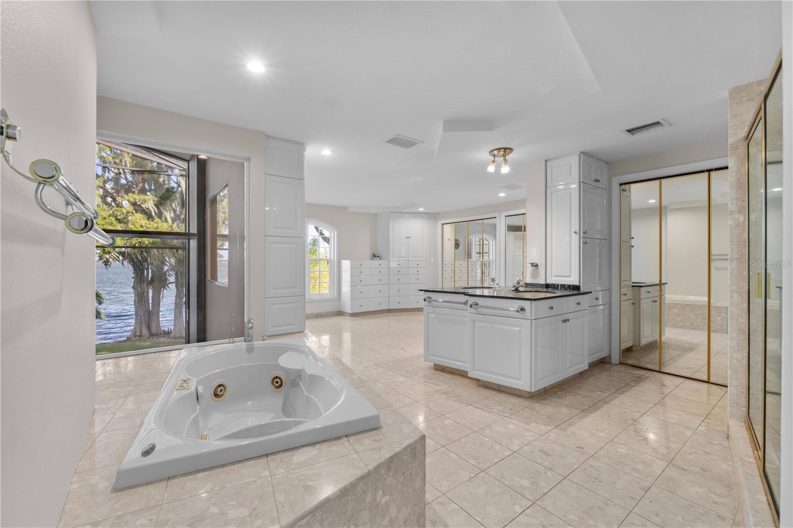 GAINES COVE - Residential