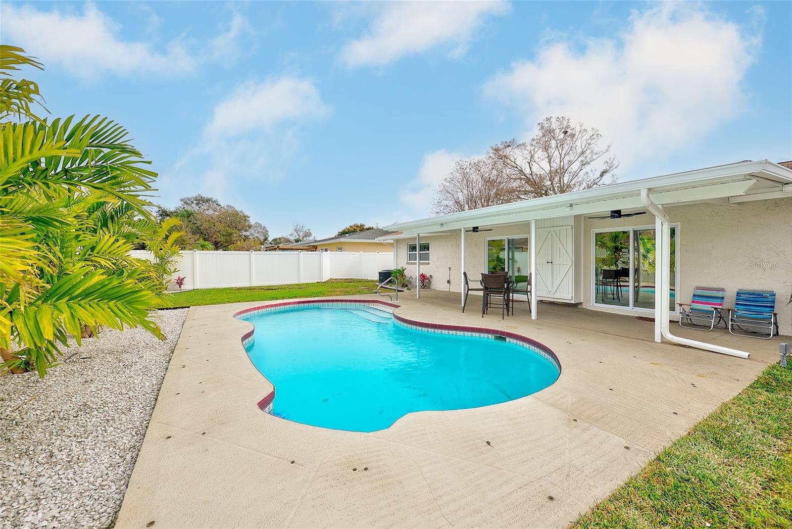 SUNNY BREEZE SUB - Residential Income