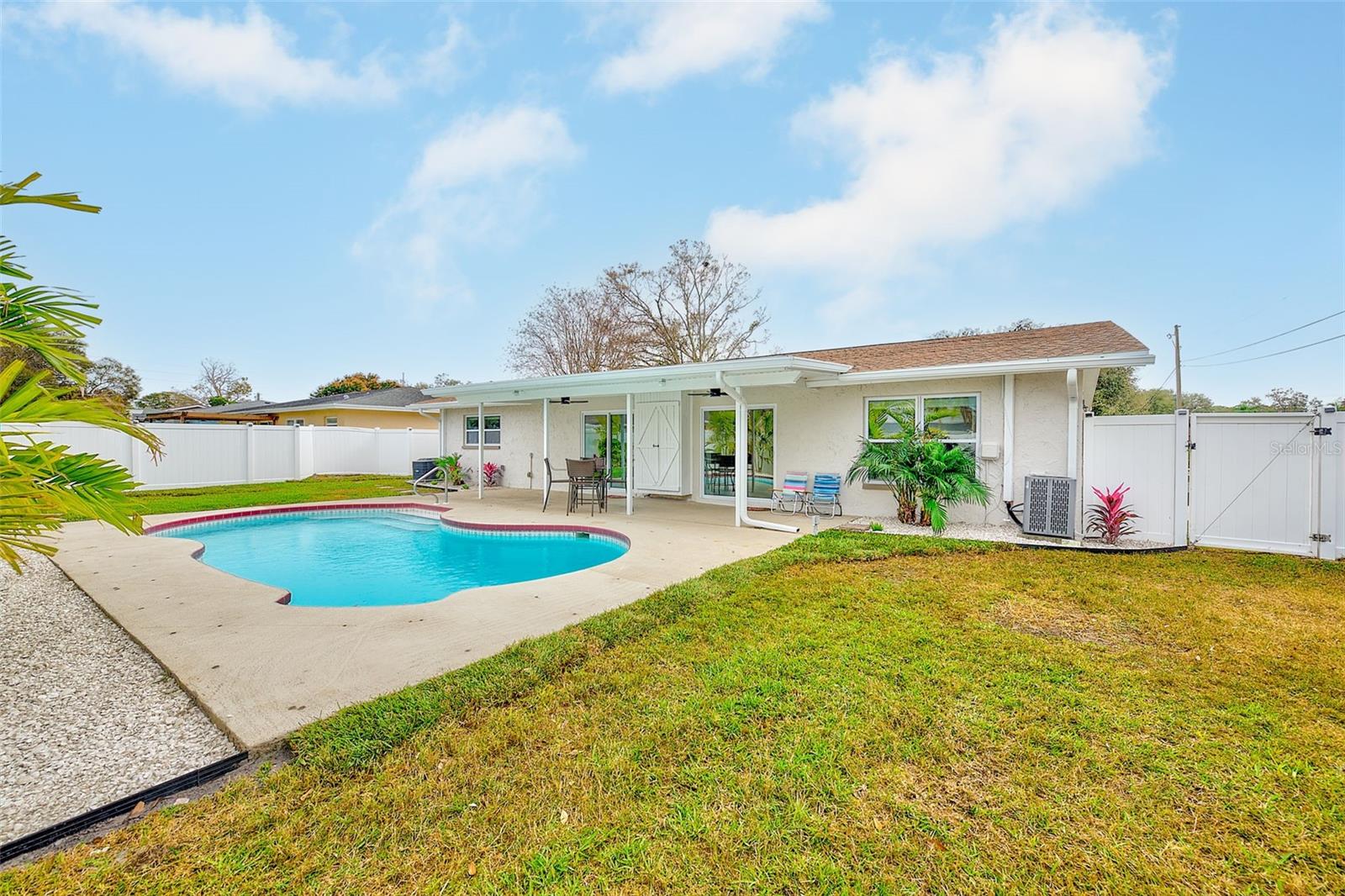 SUNNY BREEZE SUB - Residential Income