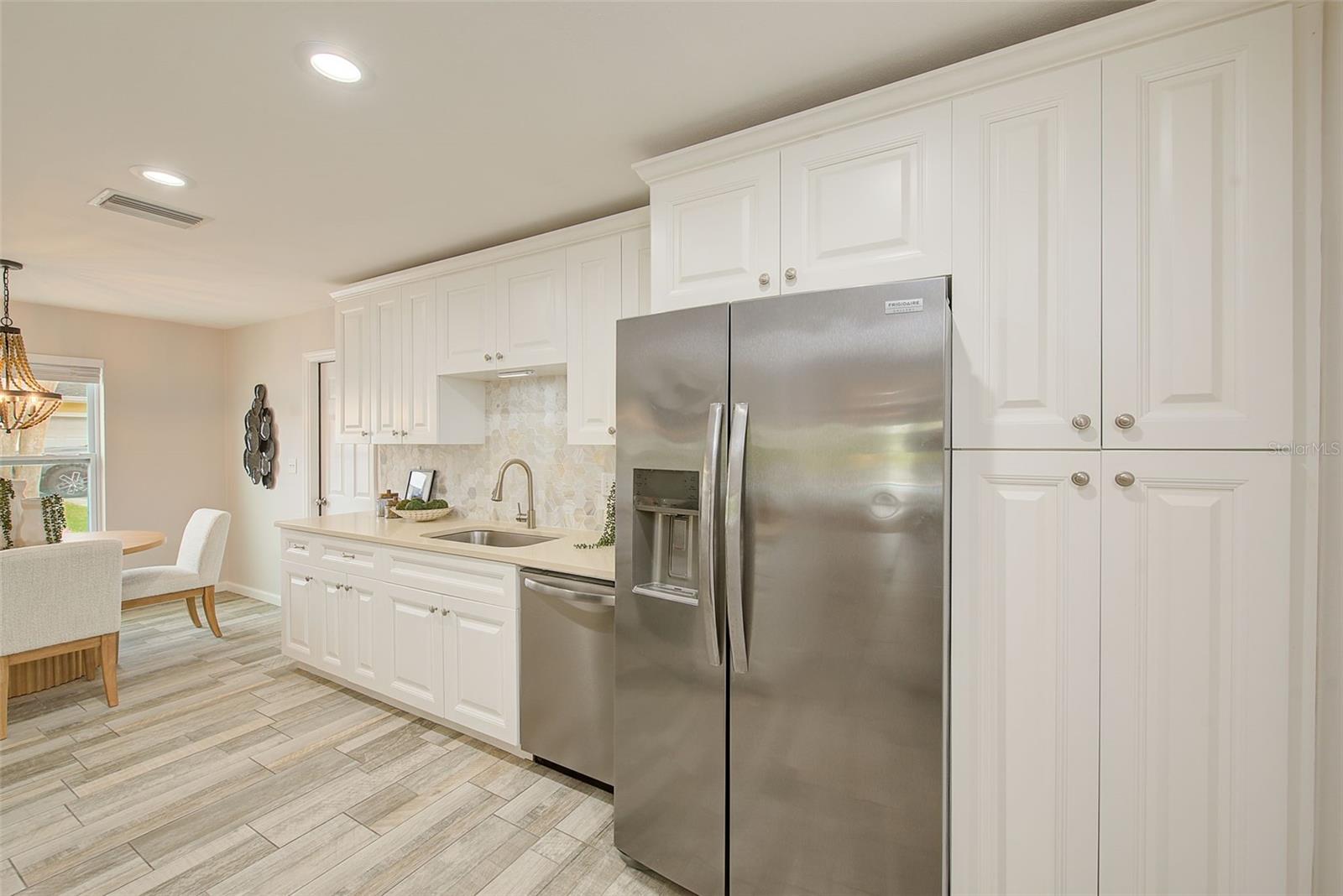 SUNNY BREEZE SUB - Residential Income