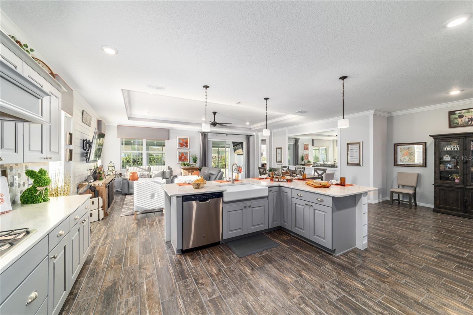 CANDLER HILLS - Residential