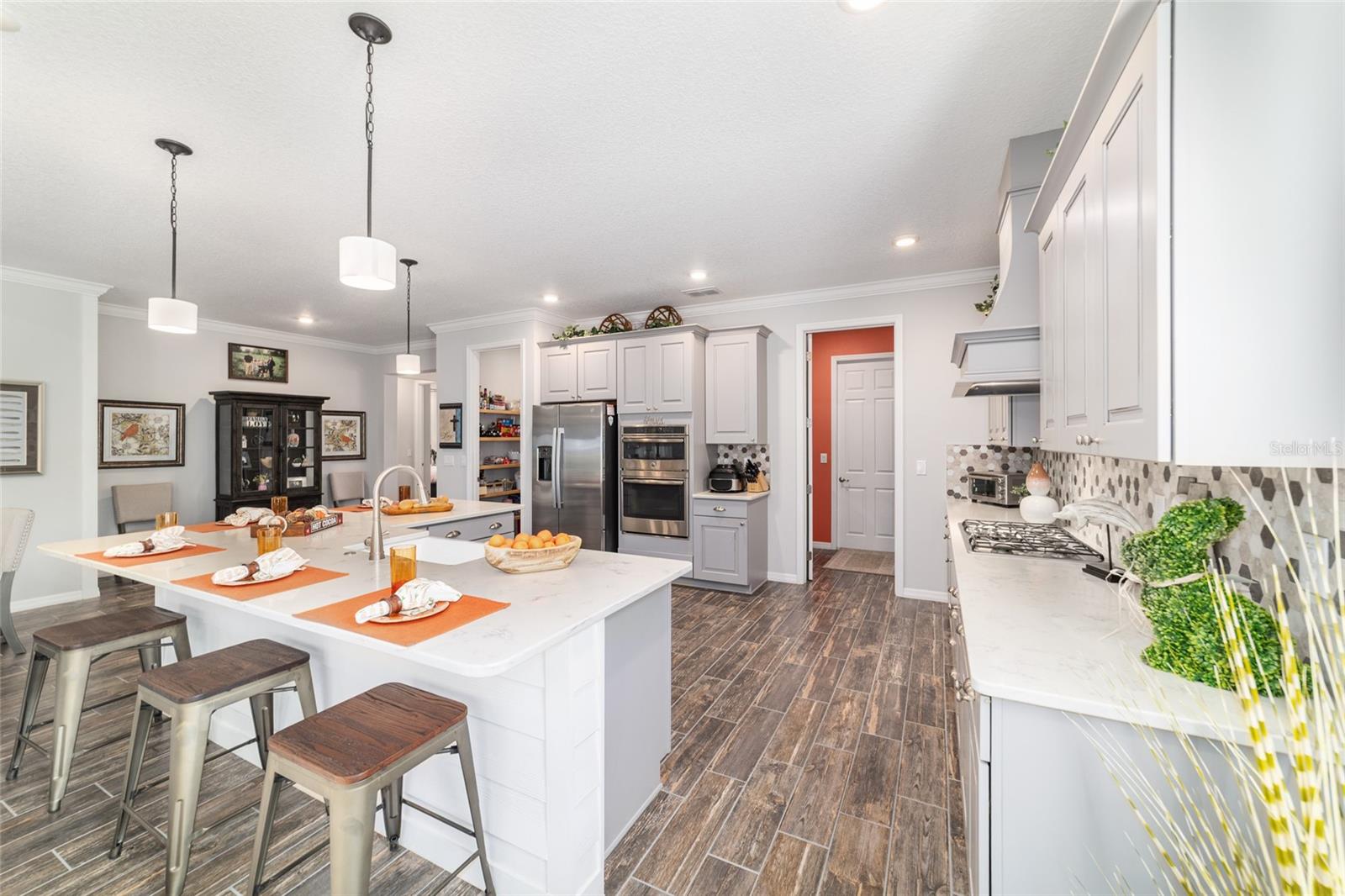 CANDLER HILLS - Residential