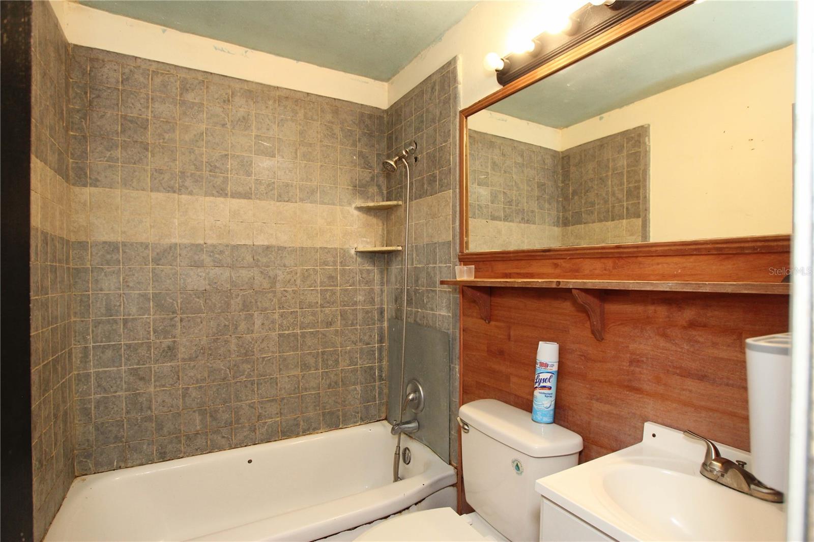 HAYNSWORTH HEIGHTS - Residential