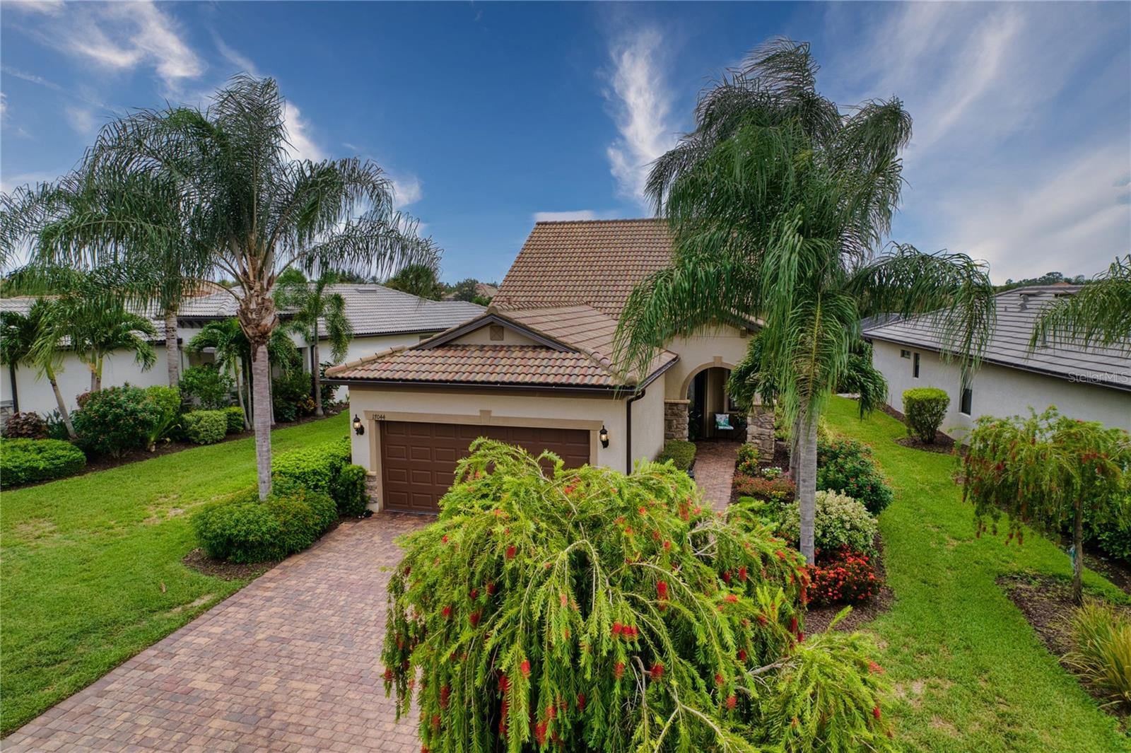 17044 KENTON TERRACE