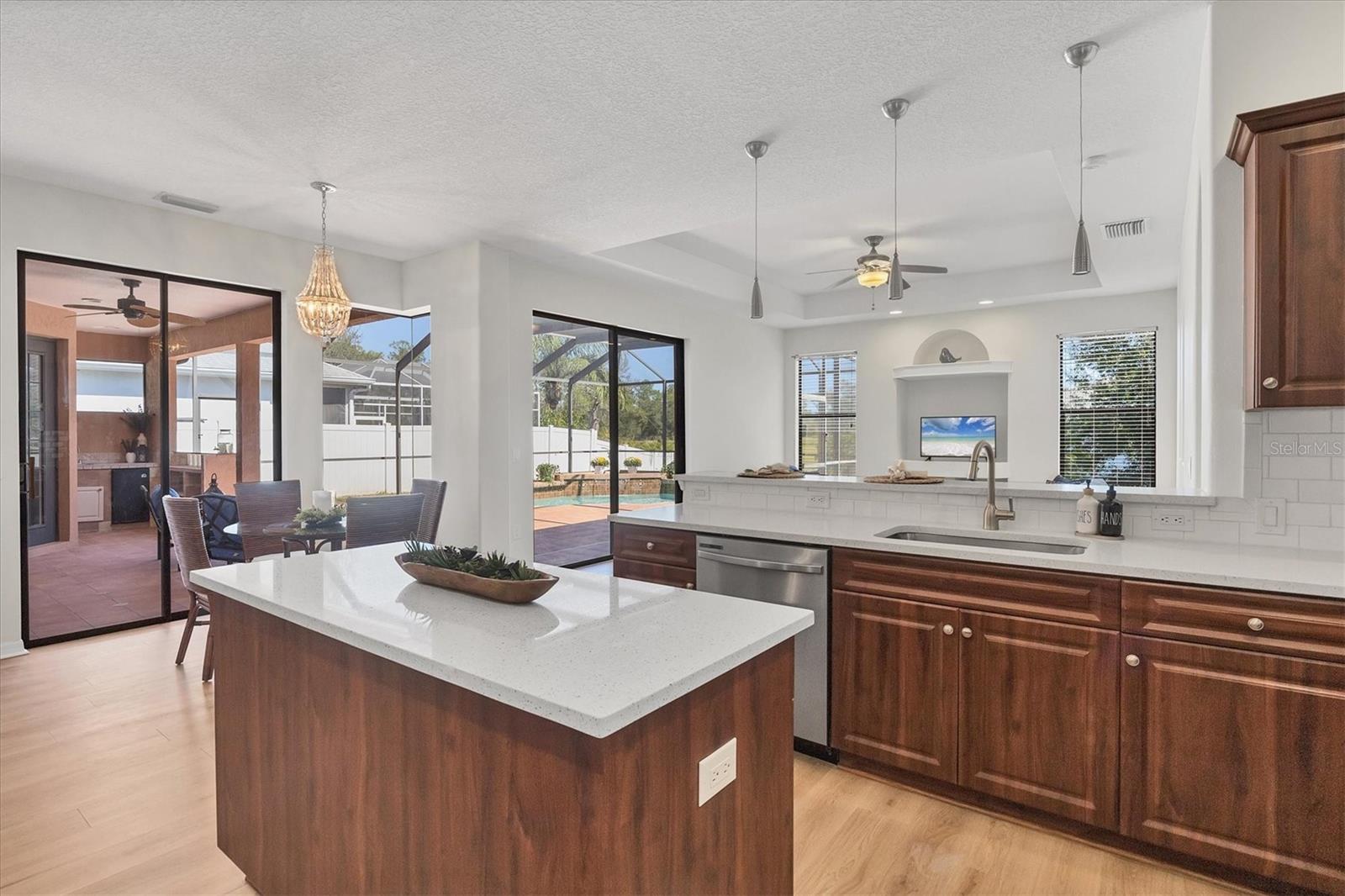 EASTLAKE - Residential