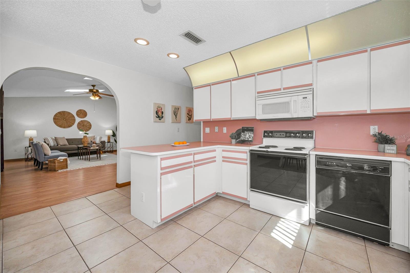 PARK LAKE ESTATES - Residential