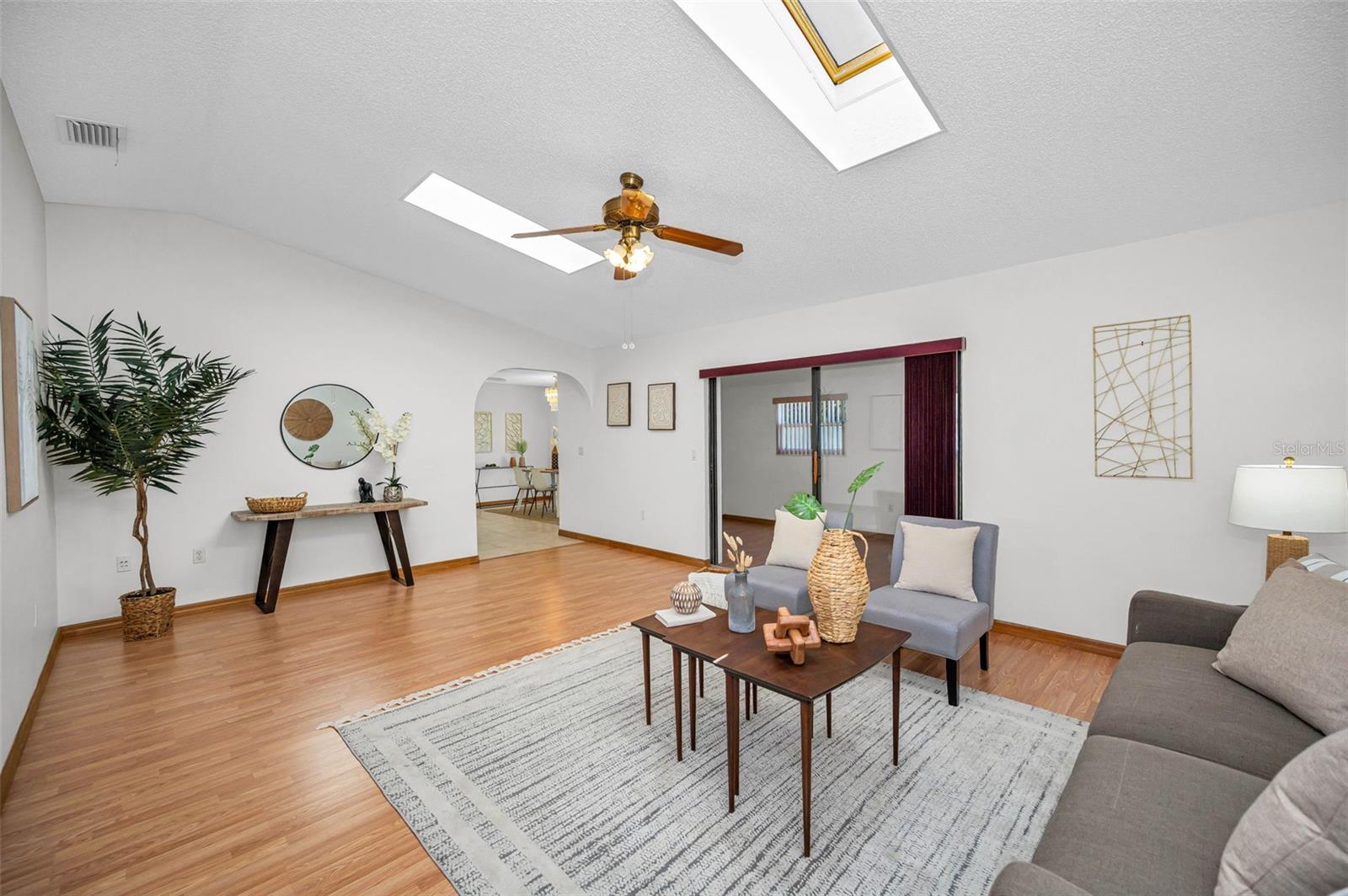 PARK LAKE ESTATES - Residential