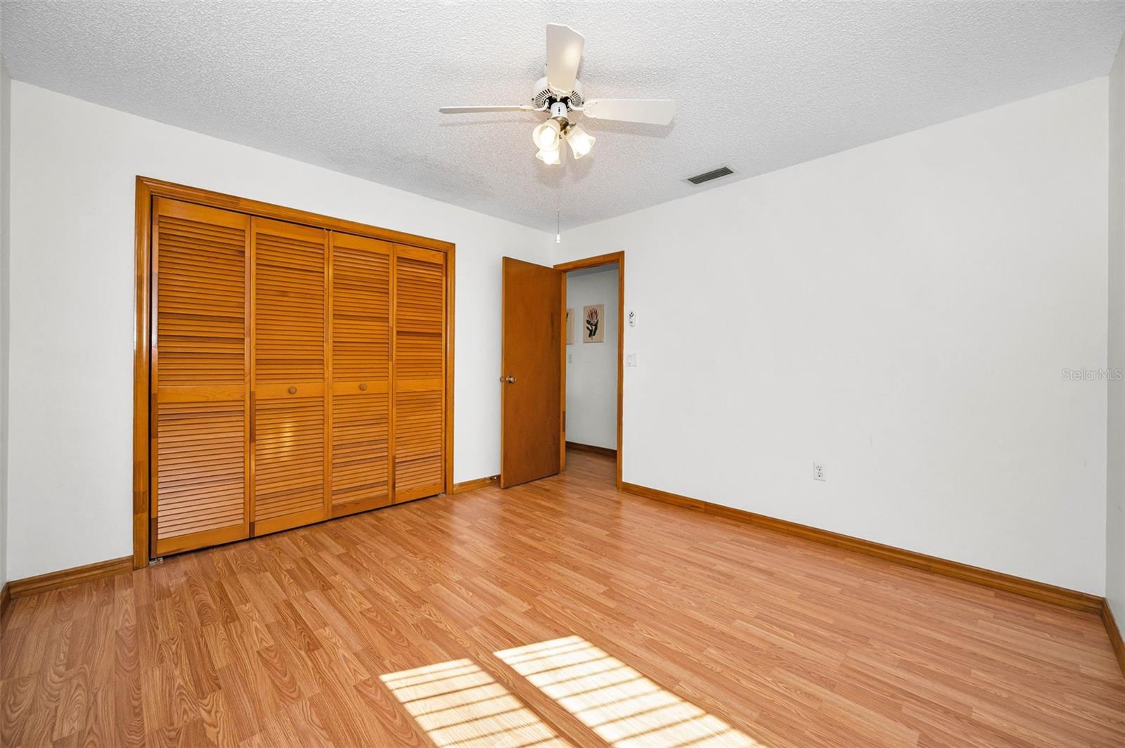 PARK LAKE ESTATES - Residential