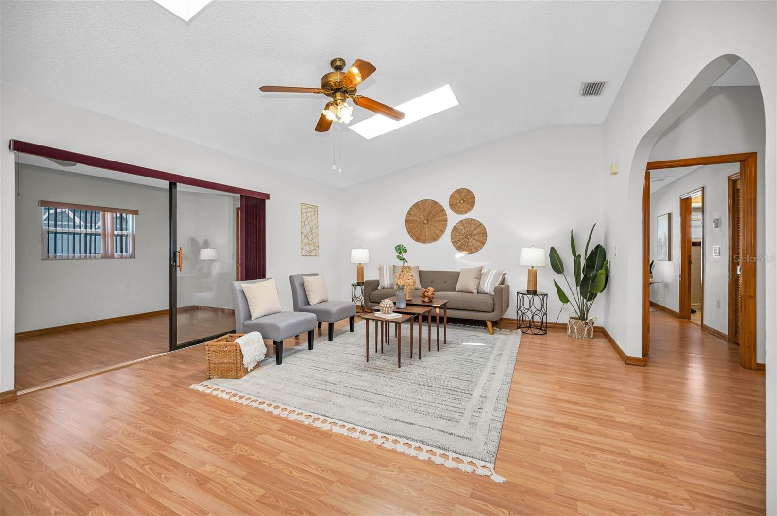 PARK LAKE ESTATES - Residential